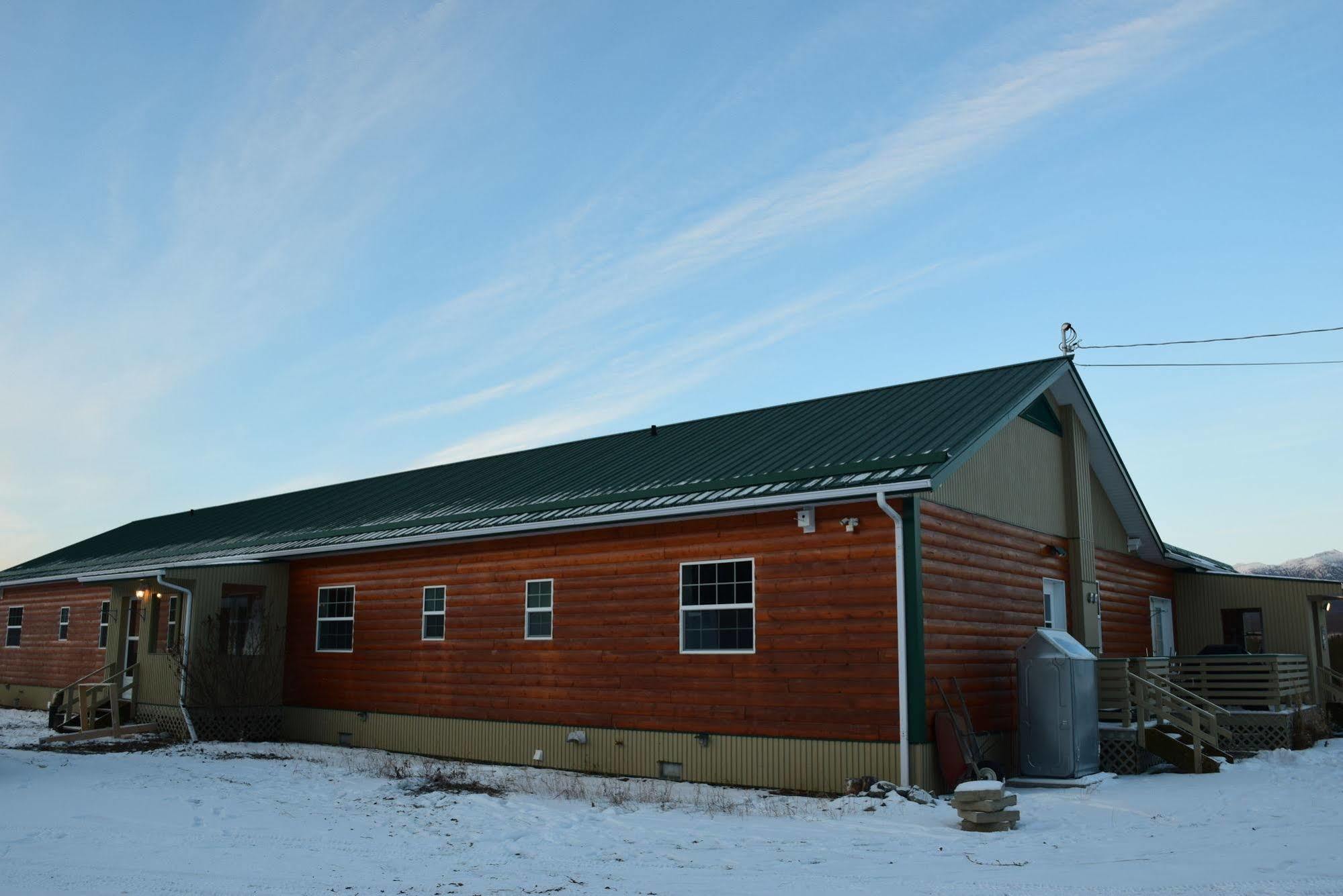 Kaleido Lodge Yukon Уайтхорс Екстериор снимка