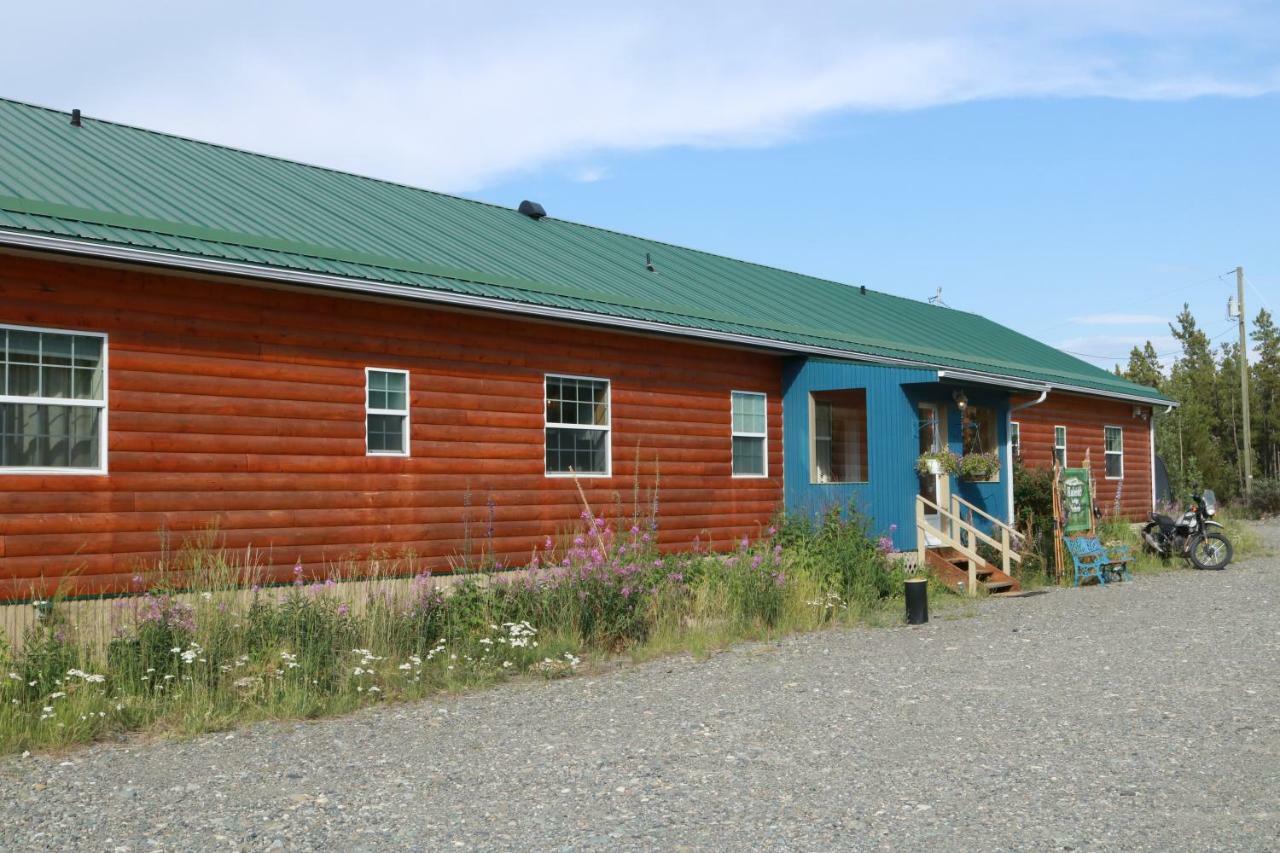 Kaleido Lodge Yukon Уайтхорс Екстериор снимка