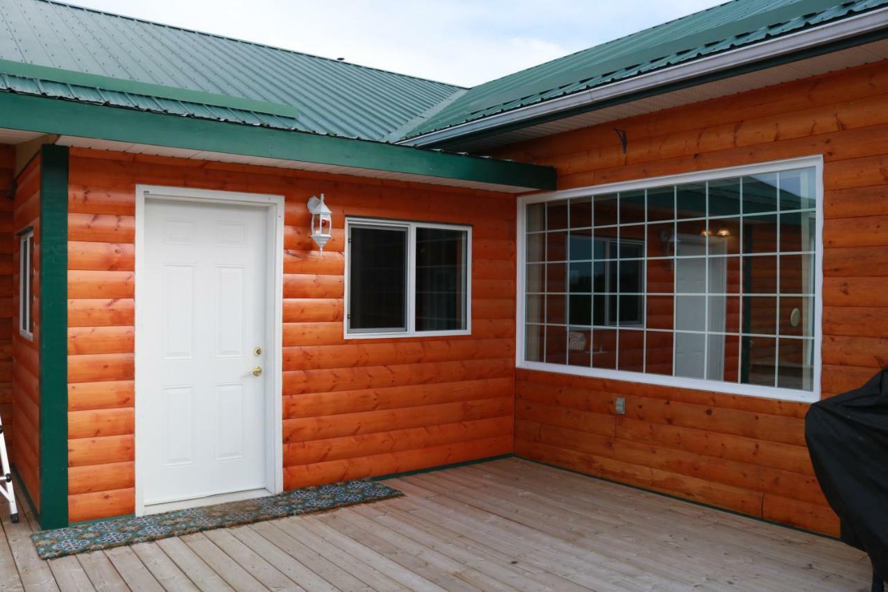 Kaleido Lodge Yukon Уайтхорс Екстериор снимка