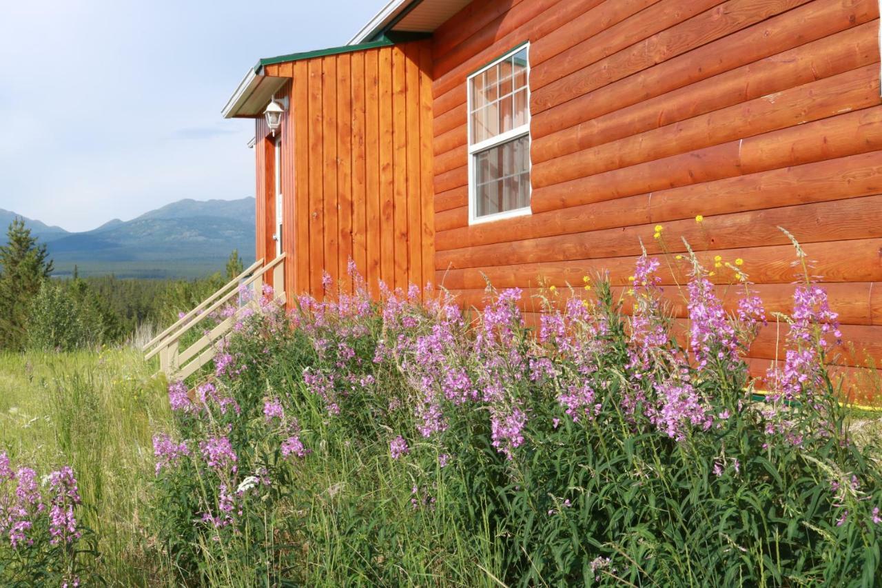 Kaleido Lodge Yukon Уайтхорс Екстериор снимка