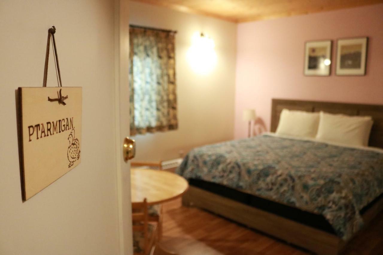 Kaleido Lodge Yukon Уайтхорс Екстериор снимка